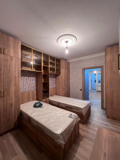 Satılır 2 otaqlı köhnə tikili 55 m² — Bakı