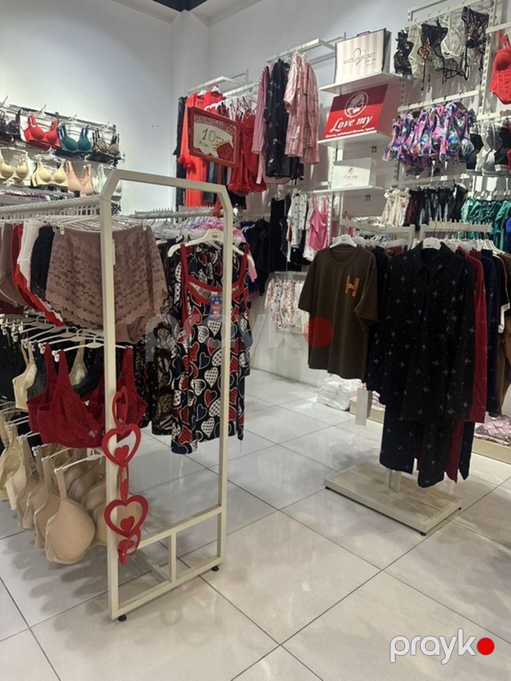 Love my Woman World – qadın iç geyimi və pijama mağazası Mağaza — Hazır biznes, Bakı (7)