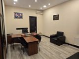 İcarəyə verilir 3 otaqlı ofis 71 m² — Nijat — Office