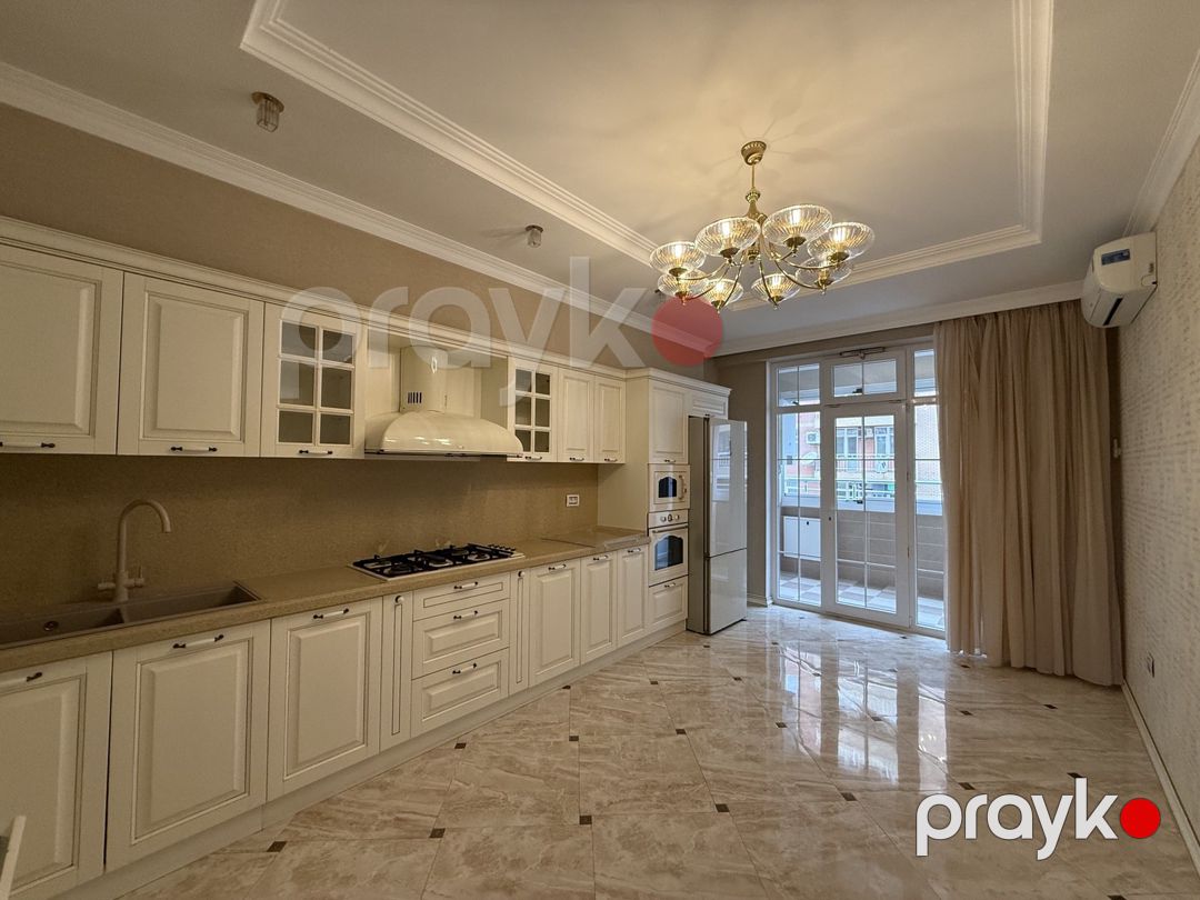 Satılır 3 otaqlı yeni tikili 168 m² — Mənzil, Bakı (8)