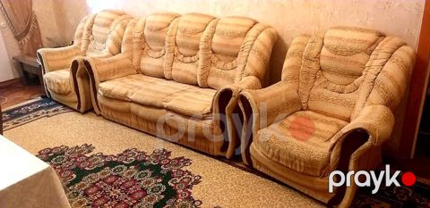 Klassik yumşaq mebel dəsti. Divan - kreslo dəst satılır. Divan 1 əd — Bakı