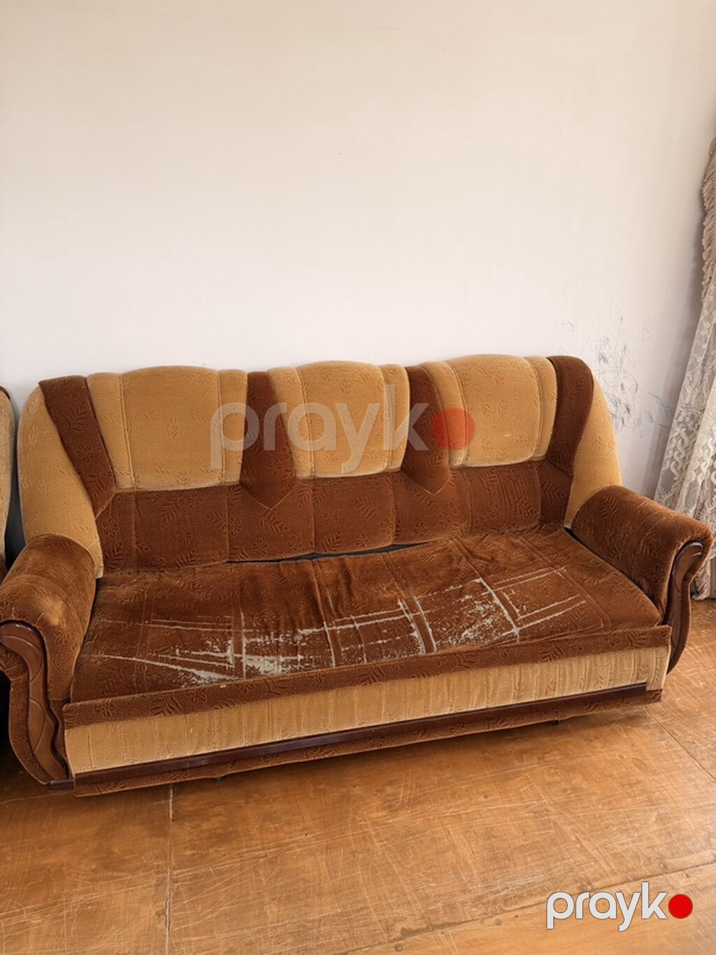 Yumşaq mebel dəsti – divan və iki ədəd kreslo - Model: Klassik üslub — Yumşaq mobilya dəstləri, Digah (4)