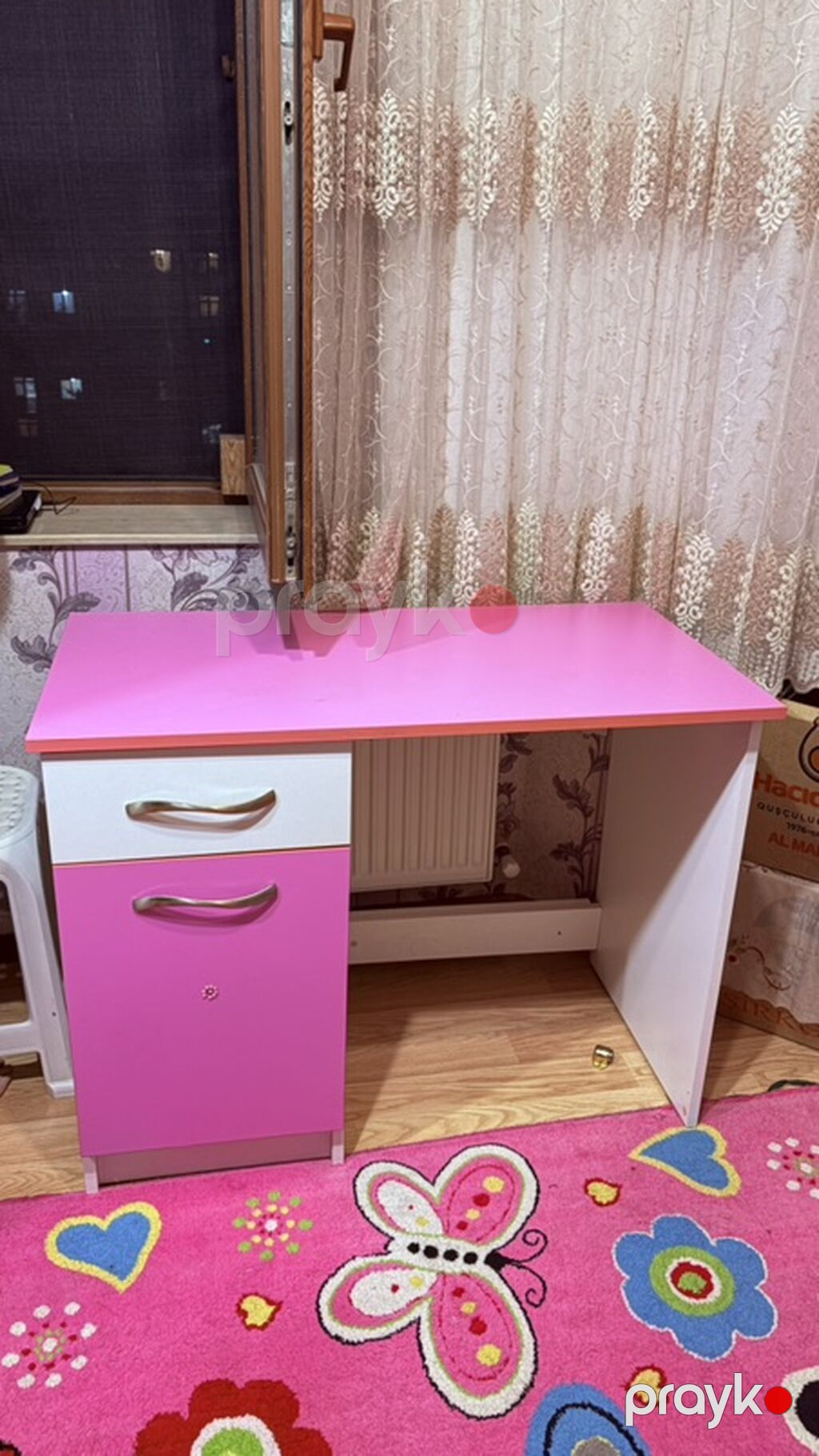 Uşaq otağı üçün yazı/oxu masası - Rəng: çəhrayı və ağ - Material — Masalar, stol və stullar, Digah (2)