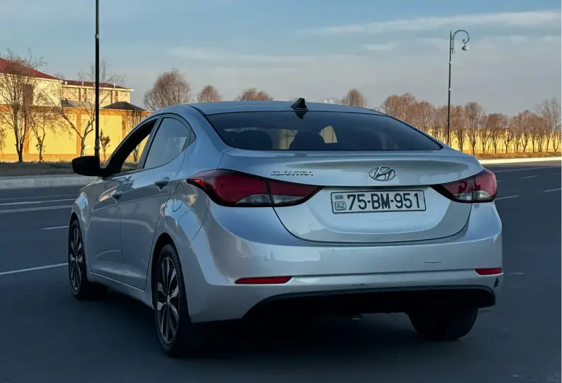 Hyundai Elantra 2015 — gündəlik icarə — Minik avtomobili icarəsi, Naxçıvan (2)