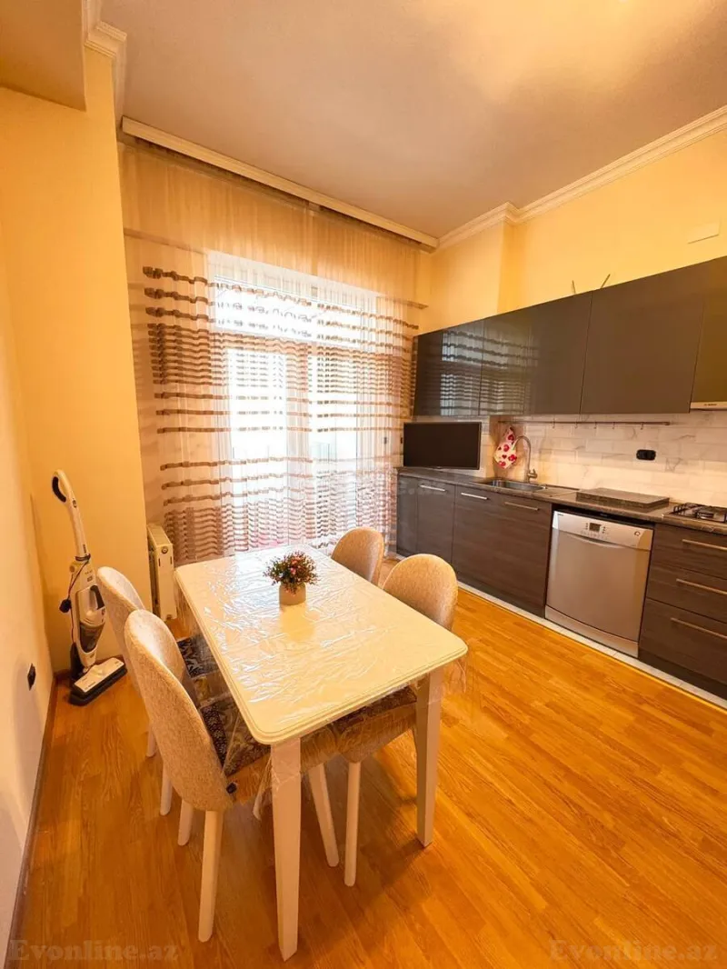 Kirayə verilir 2 otaqlı Mənzil Yeni tikili 97 m² Bakı, Yasamal r., Elmlər Akademiyası m — Mənzil, Bakı (6)