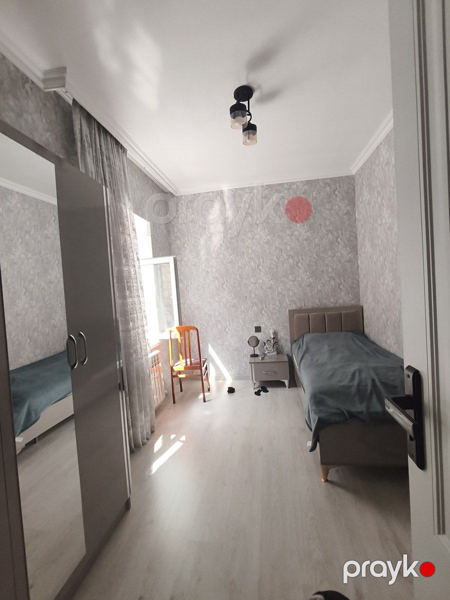 Həyət evi, Günəşli qəs — Ev, villa, Bakı (11)