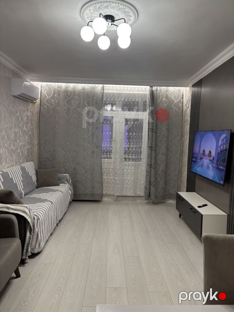 İcarəyə verilir 2 otaqlı köhnə tikili 45 m² — Bakı