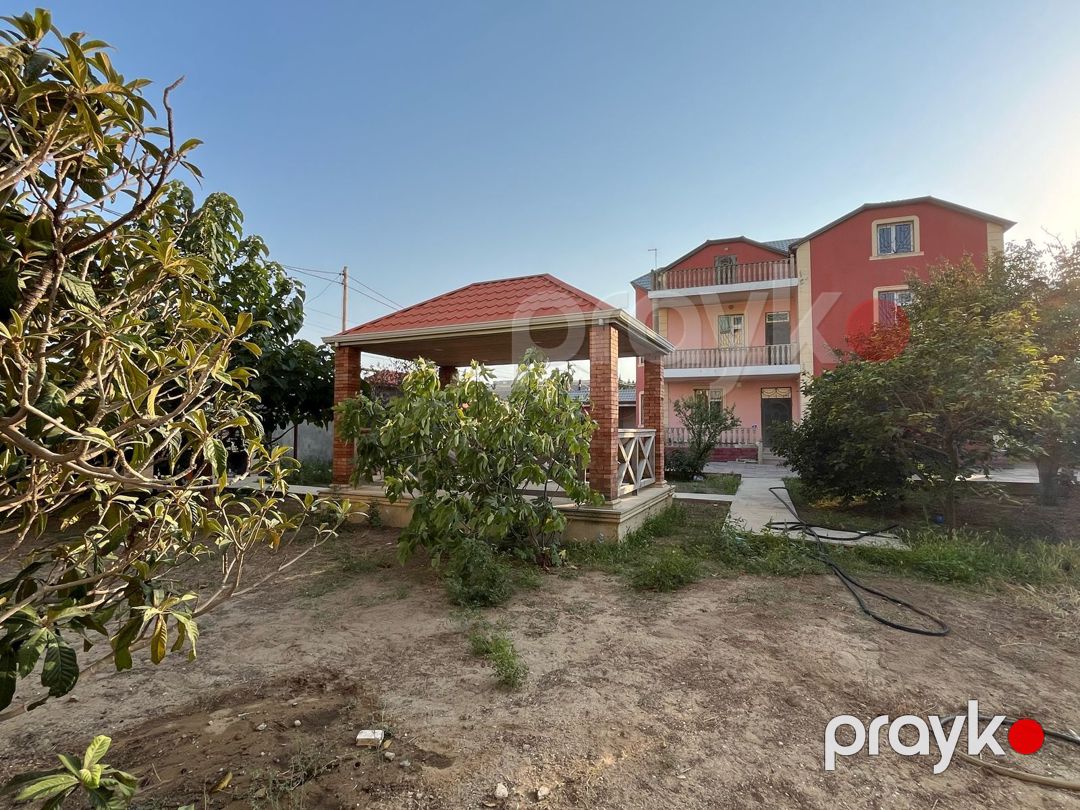 Satılır 8 otaqlı həyət evi/bağ evi 230 m² — Ev, villa, Bakı (12)
