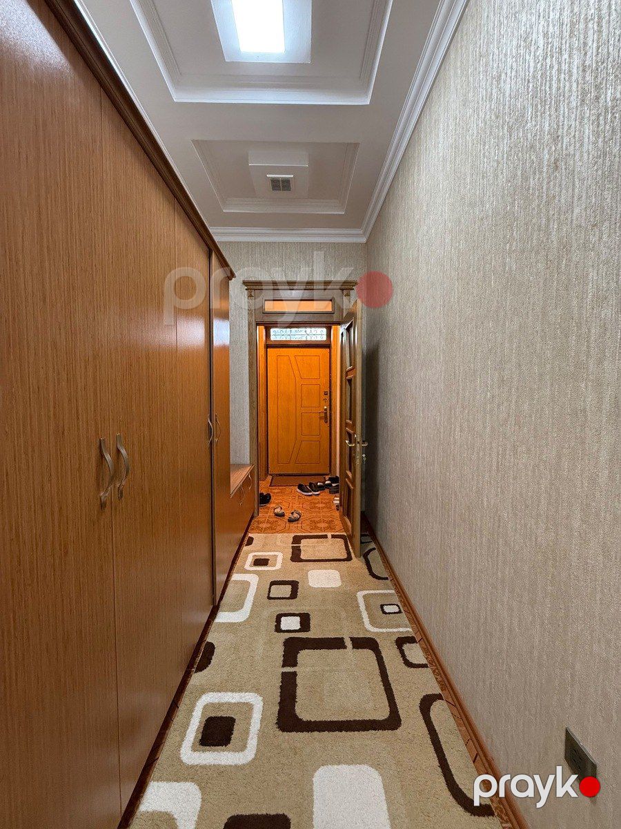 Satılır 5 otaqlı həyət evi/bağ evi 300 m² — Ev, villa, Bakı (11)