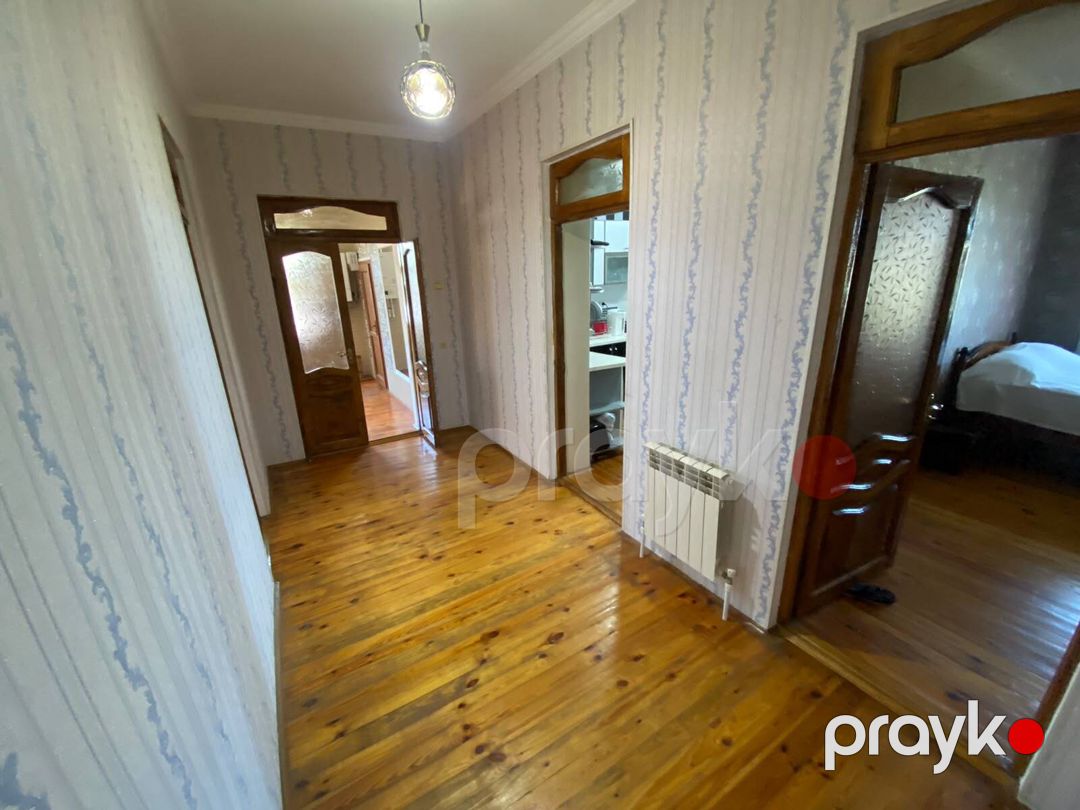 Satılır 6 otaqlı həyət evi/bağ evi 180 m² — Ev, villa, Bakı (11)