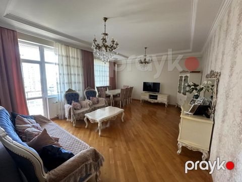 3-otaqlı yeni tikili, 8 Noyabr pr., 116.6 m²
