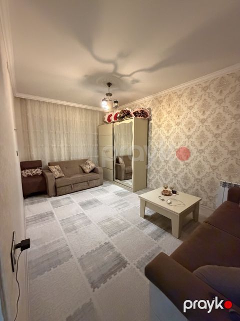 Satılır 1 otaqlı köhnə tikili 40 m² — Bakı