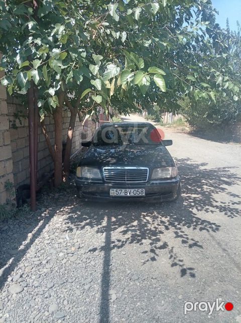Mercedes C 200, 2.0 L, 1993 il, 347 800 km — Füzuli