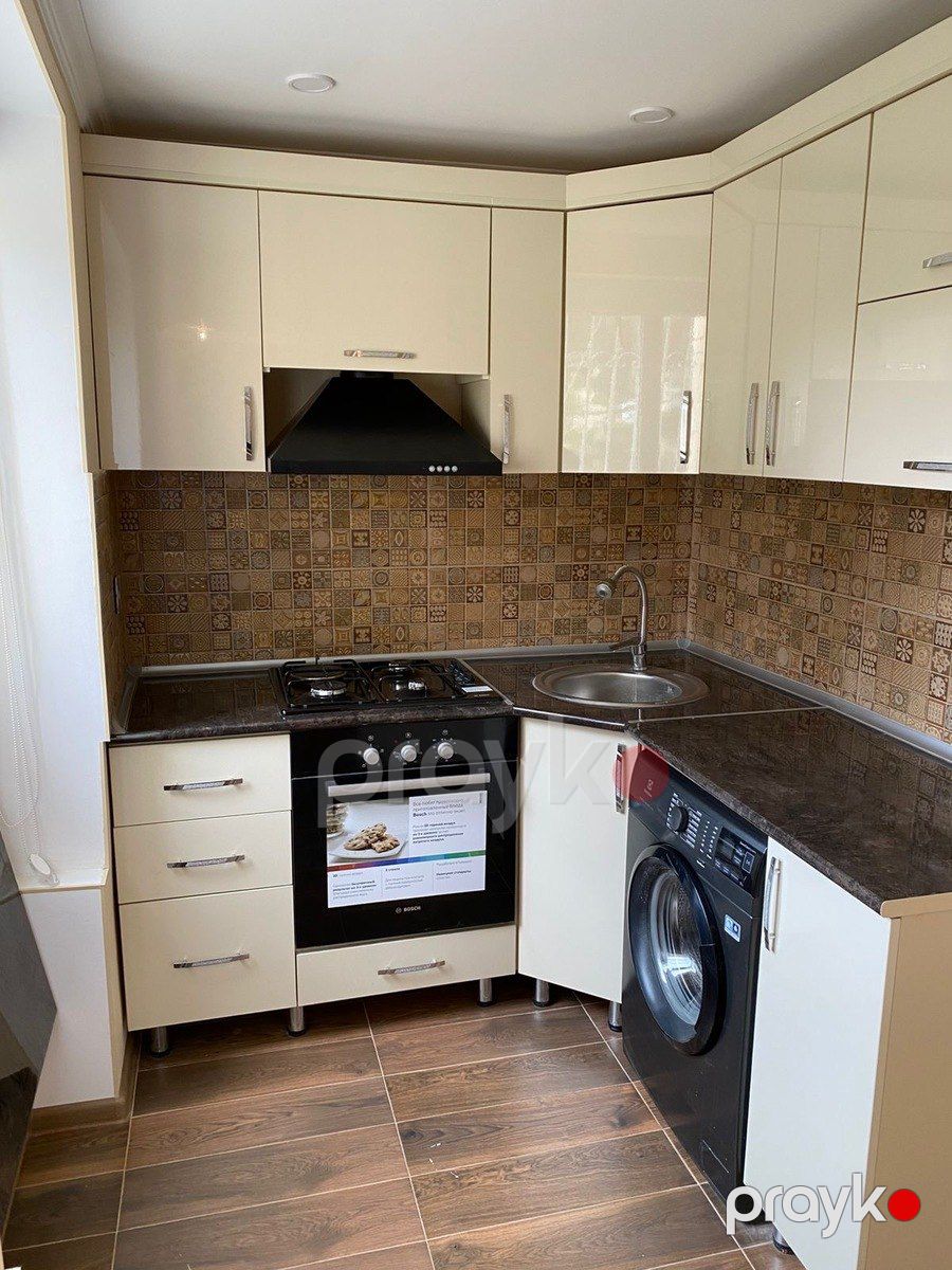 Satılır 3 otaqlı köhnə tikili 99 m² — Mənzil, Bakı (5)