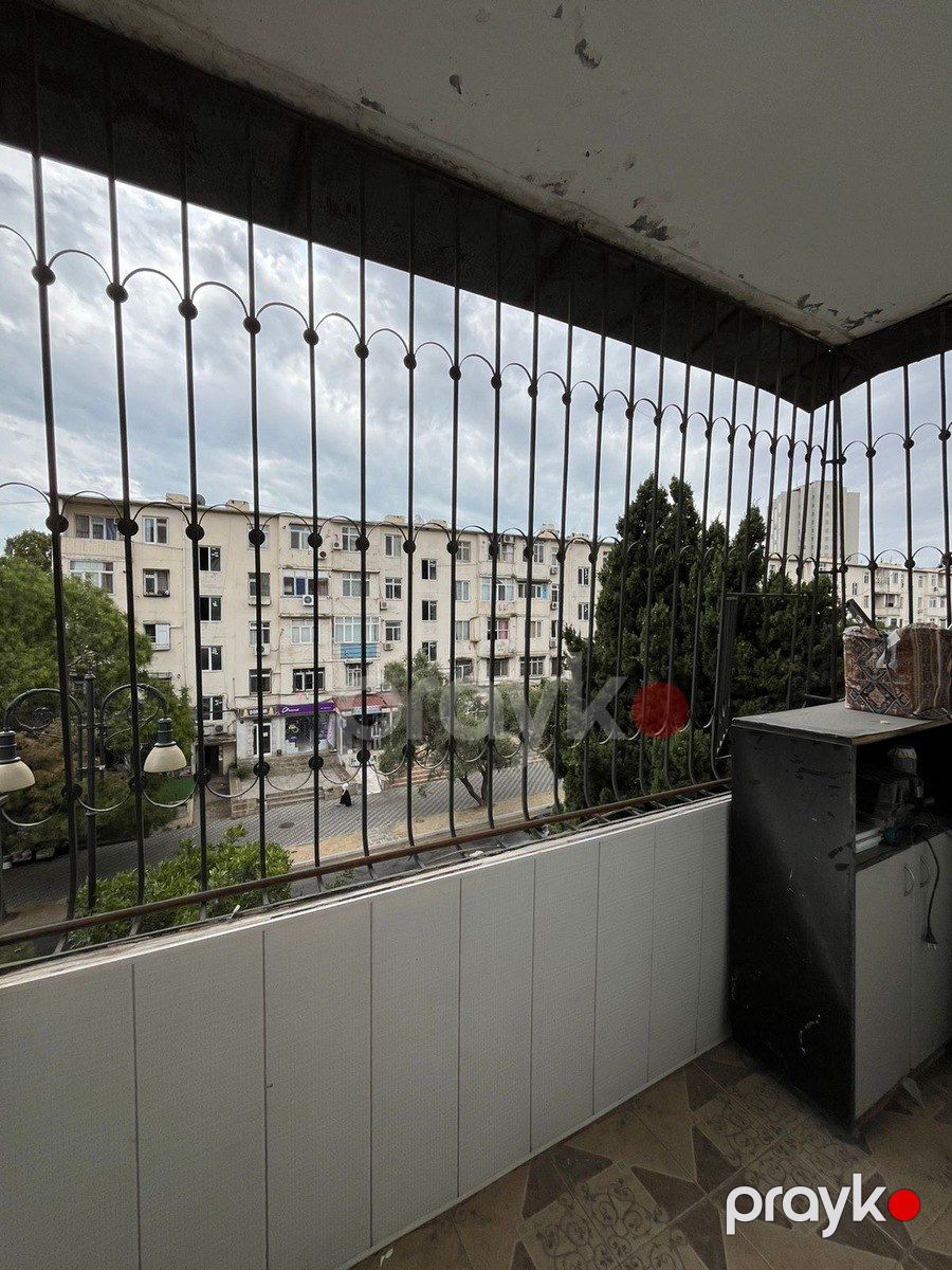 Satılır 2 otaqlı köhnə tikili 45 m² — Mənzil, Bakı (7)