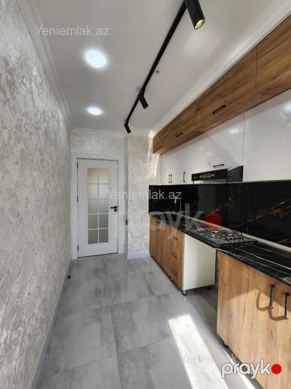 Satılır 3 otaqlı Bina evi menzil (Köhnə tikili), 70 m², 10-cu mikrorayon — Mənzil, Sumqayıt (8)