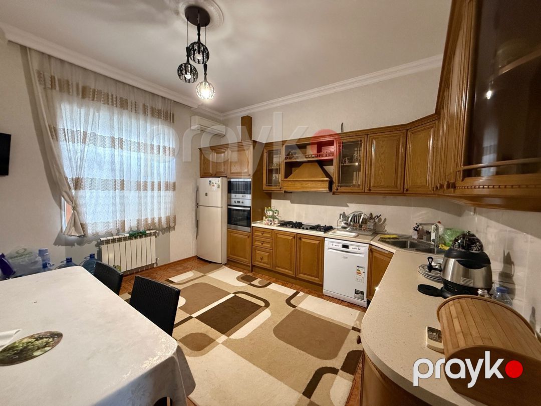 Satılır 5 otaqlı həyət evi/bağ evi 300 m² — Ev, villa, Bakı (10)