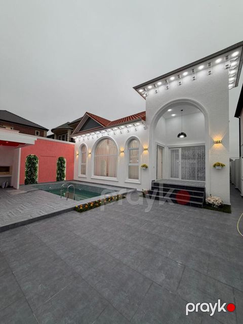 Satılır 4 otaqlı həyət evi/bağ evi 140 m² — Bakı