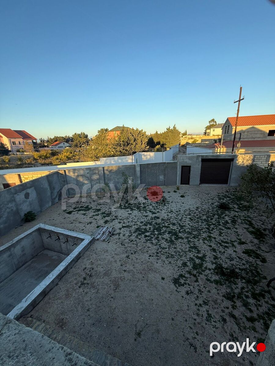 Satılır 4 otaqlı həyət evi/bağ evi 170 m² — Ev, villa, Bakı (2)