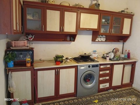 Metbex mebeli 160azn. Uzerinde yalniz moyka verilir. Olcu 3m — Mətbəx mebeli