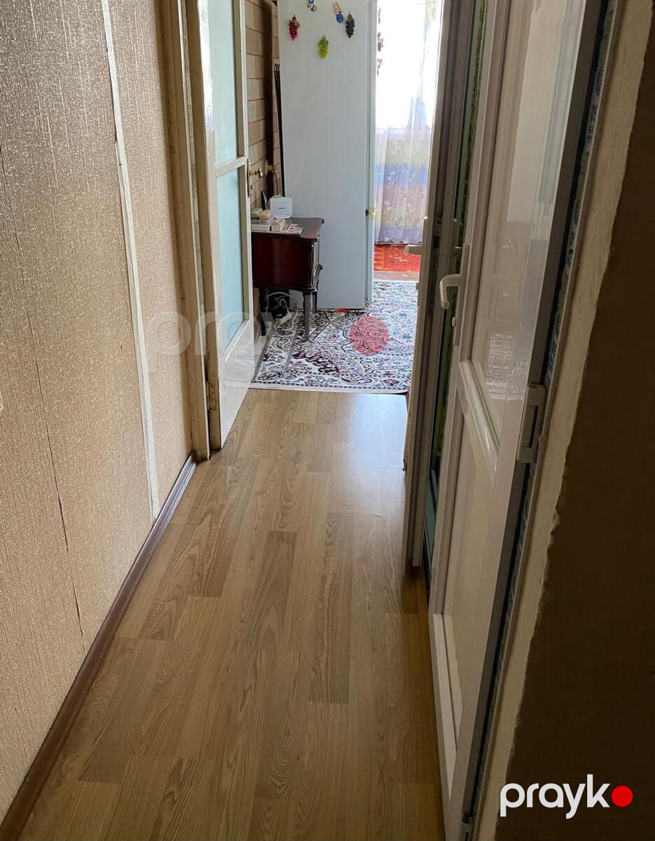 Satılır 2 otaqlı köhnə tikili 65 m² — Mənzil, Bakı (2)