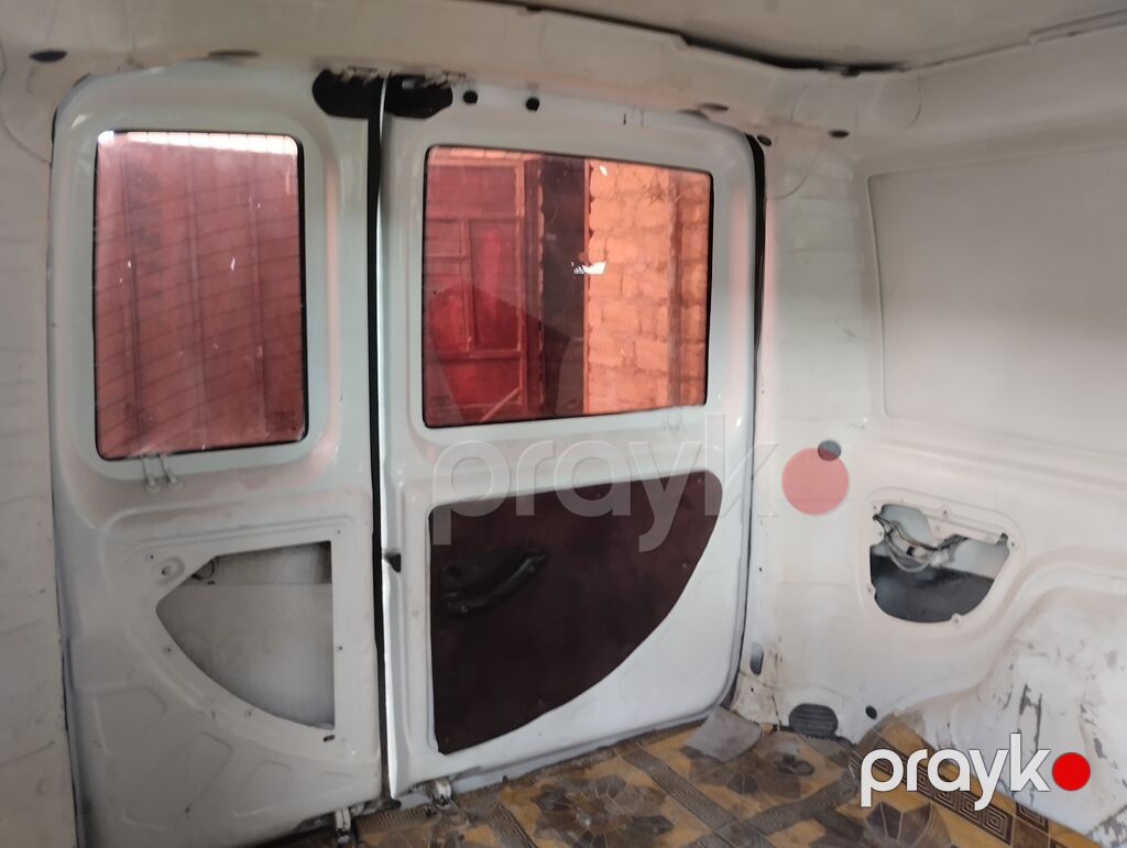 Fiat Doblo Cargo, ağ rəng, yükdaşıma üçün praktik furqon. Texniki və — Avtomobillər, Digah (5)