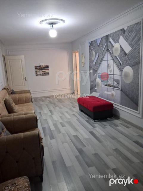 Satılır 2 otaqlı Bina evi menzil (Köhnə tikili), 48 m², 8-ci mikrorayon — Sumqayıt