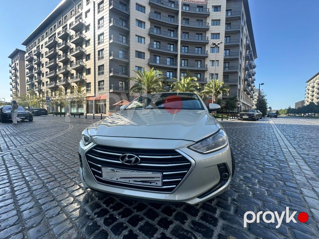 Hyundai Avante, 1.6 L, 2016 il, 137 000 km — Avtomobillər, Bakı (11)