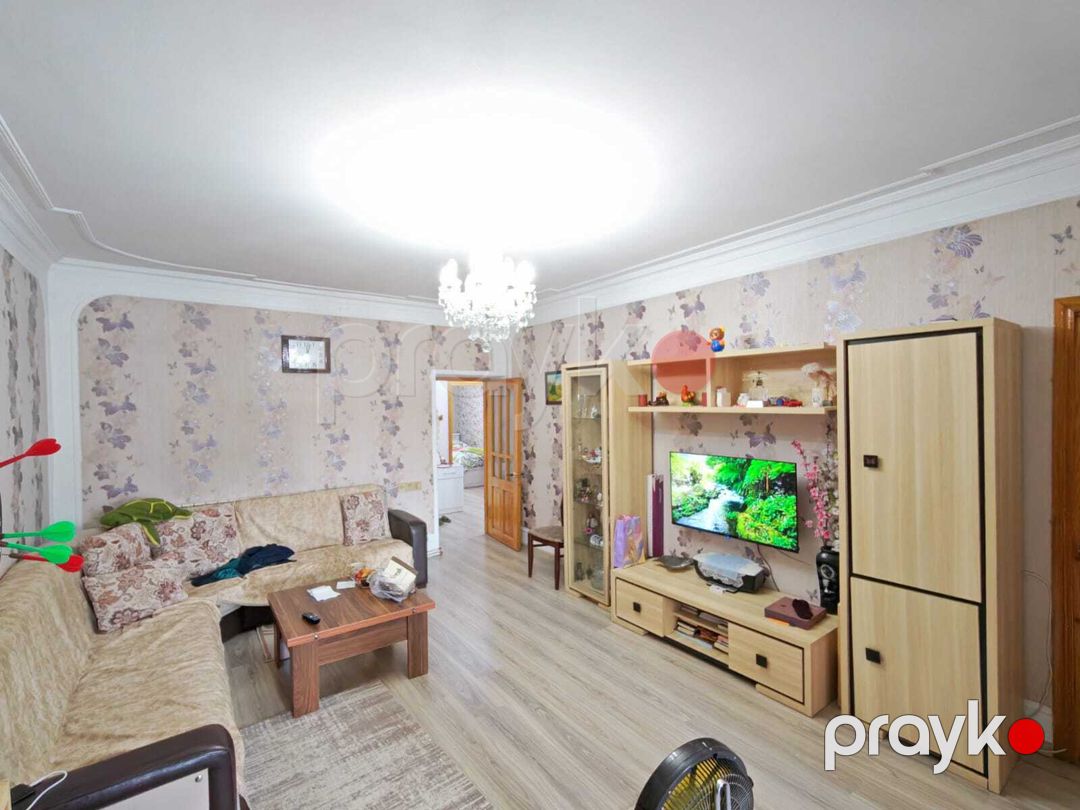 Satılır 3 otaqlı köhnə tikili 75 m² — Mənzil, Bakı (2)