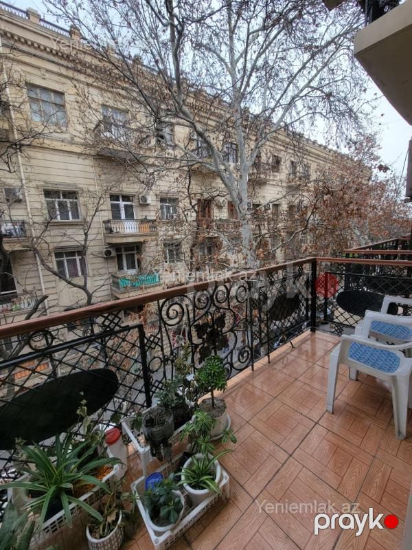 Satılır 2 otaqlı Bina evi menzil (Köhnə tikili), 60 m², Səbail rayonu — Mənzil, Bakı (5)