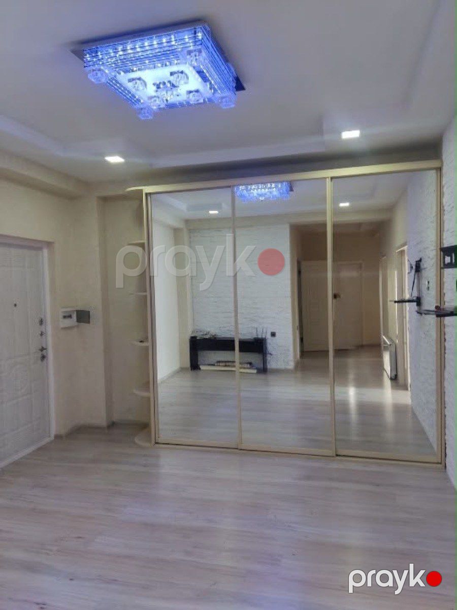 İcarəyə verilir 4 otaqlı yeni tikili 140 m² — Mənzil, Bakı (10)