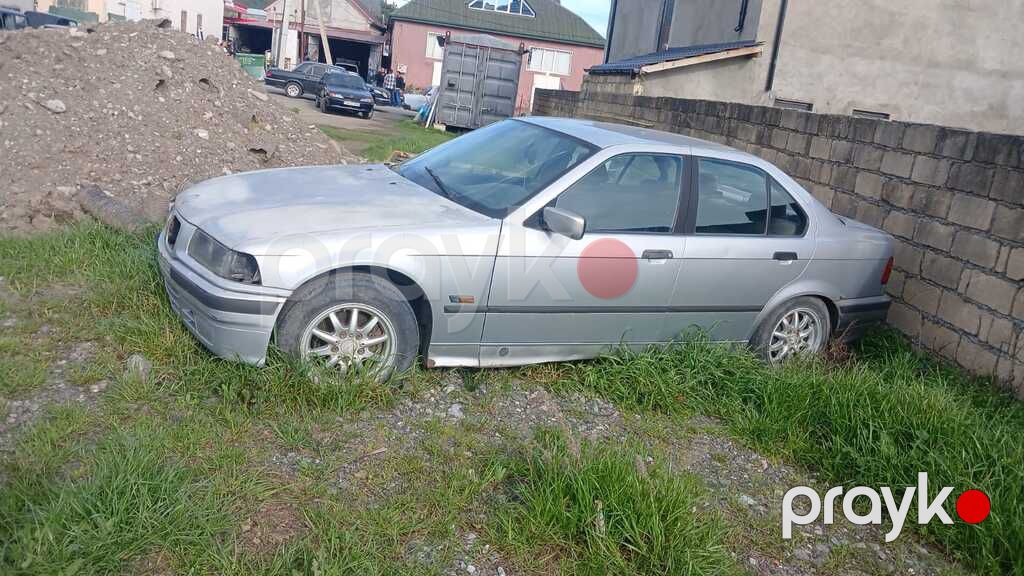 BMW 318, 1.8 L, 1997 il, 254 312 km — Avtomobillər, Qəbələ (2)