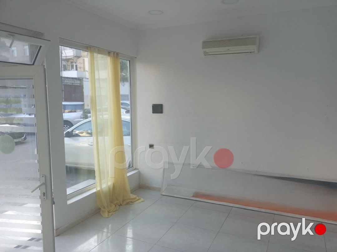 Satılır obyekt 28 m² — Əmlak, Bakı (7)