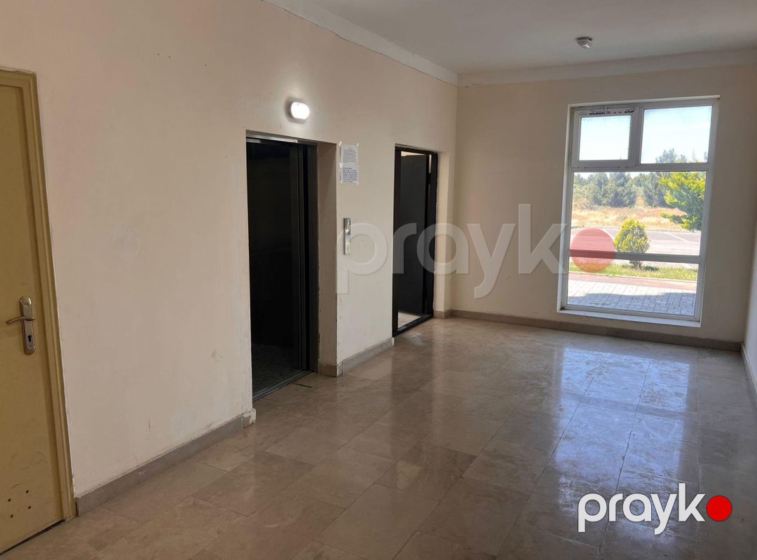 Satılır 2 otaqlı yeni tikili 60 m² — Mənzil, Bakı (8)
