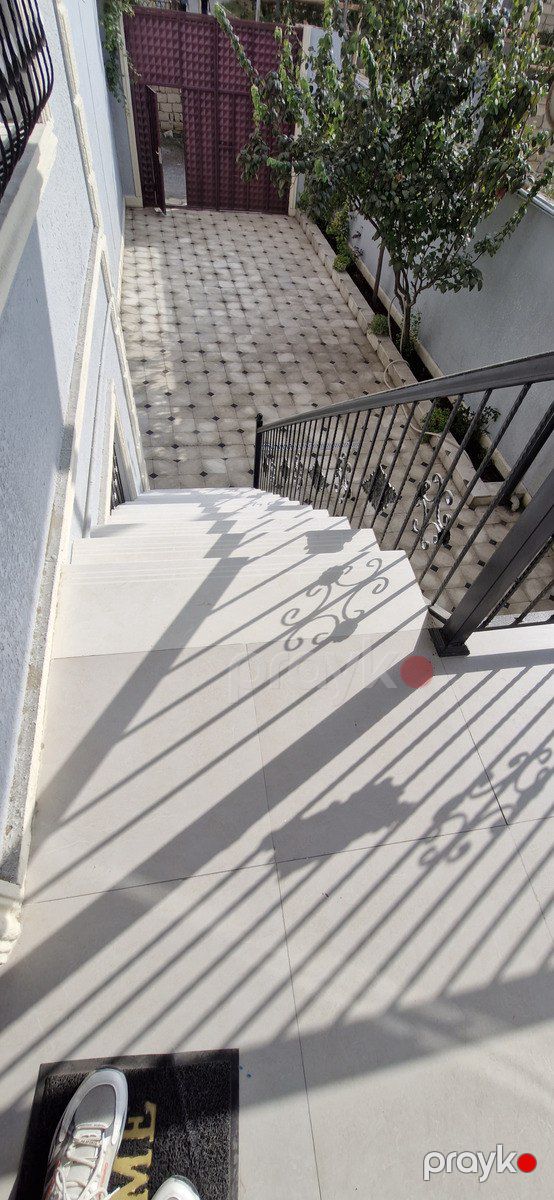 Satılır 6 otaqlı həyət evi/bağ evi 200 m² — Ev, villa, Bakı (10)