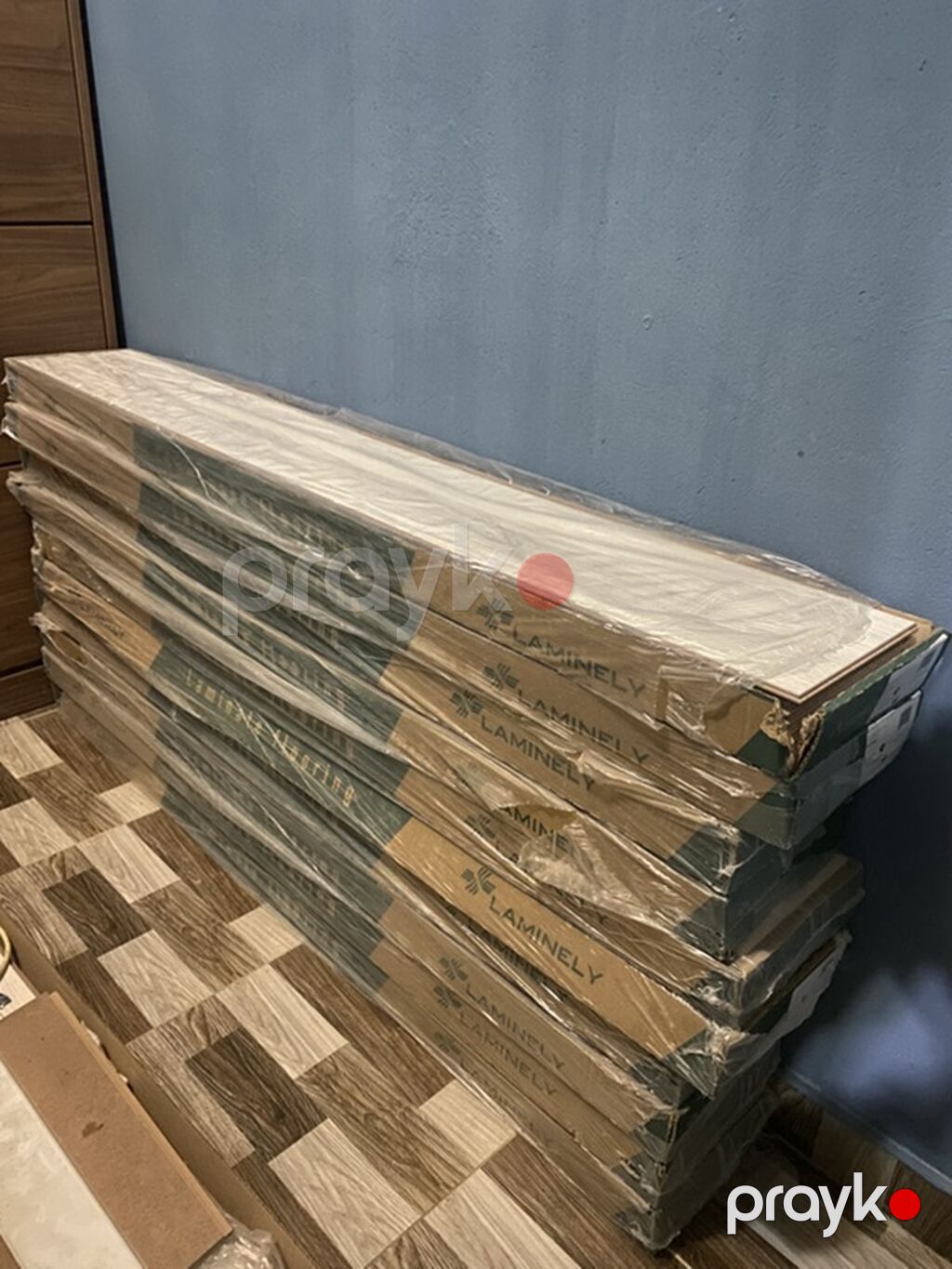Tezedir 10 packadir 21 kvadrat isteyen olsa zengelesin.099-881-12-24 — Döşəmə örtükləri, Bakı (2)