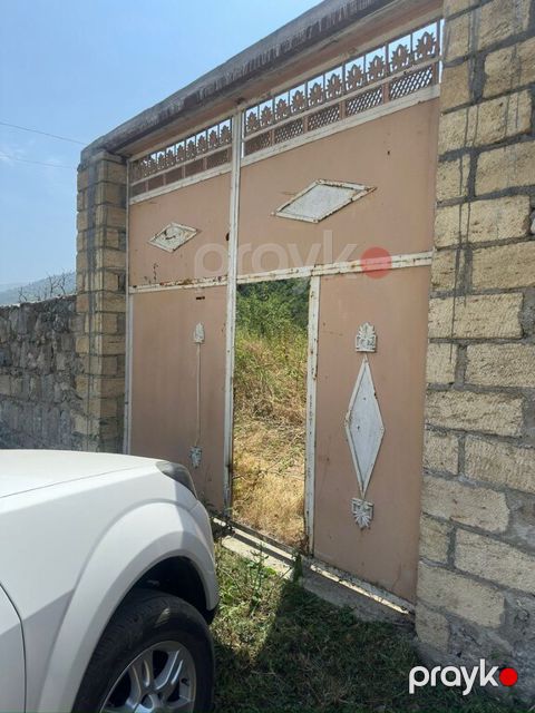 Bağ evi, Daşkəsən r — Daşkəsən