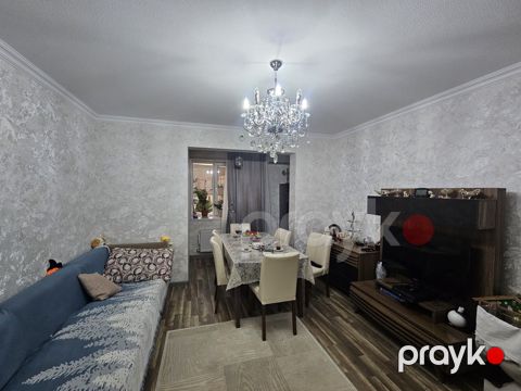 Satılır 3 otaqlı köhnə tikili 75 m² — Bakı
