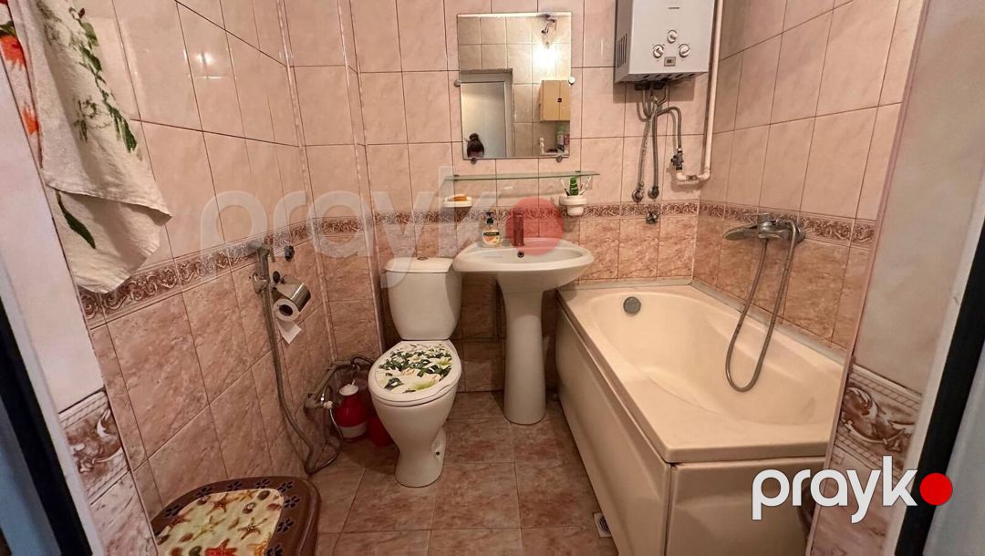 Satılır 2 otaqlı köhnə tikili 45 m² — Mənzil, Bakı (11)