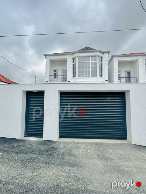 Satılır 4 otaqlı həyət evi/bağ evi 150 m² — Bakı