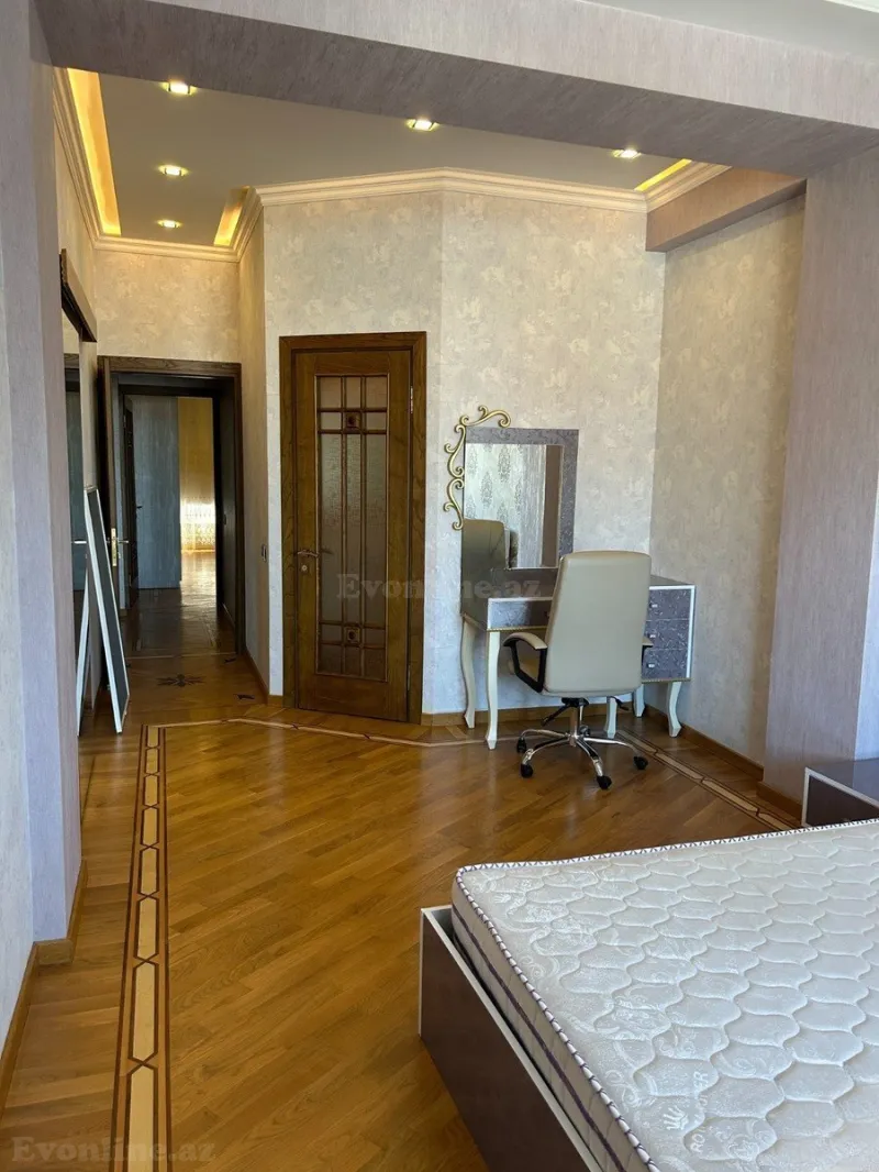 Satılır 3 otaqlı Mənzil Yeni tikili 135 m² Bakı, Nəsimi r — Mənzil, Bakı (3)