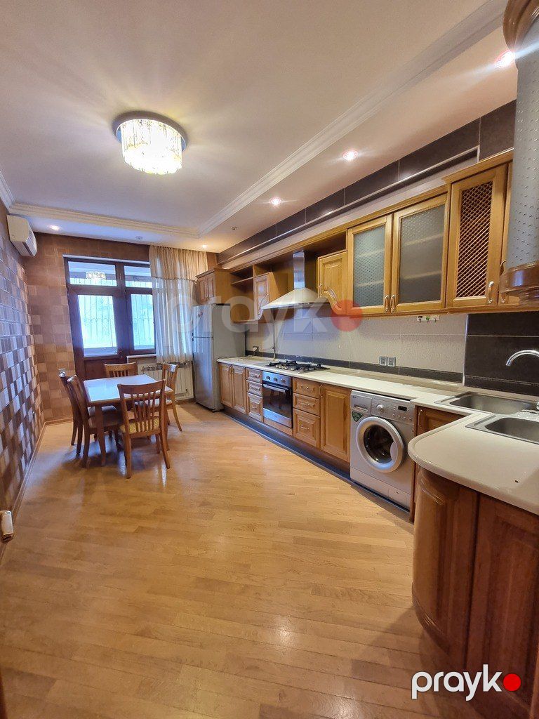 Satılır 4 otaqlı yeni tikili 180 m² — Mənzil, Bakı (5)