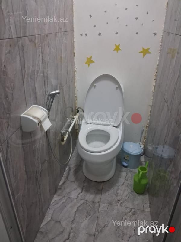 Satılır 2 otaqlı Bina evi menzil (Köhnə tikili), 48 m², 8-ci mikrorayon — Mənzil, Sumqayıt (4)