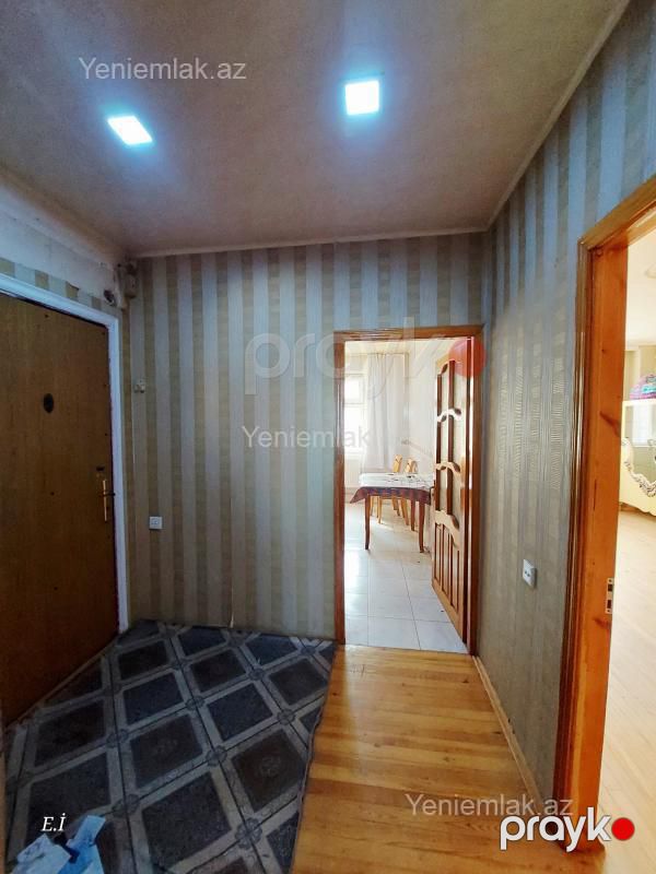 Satılır 3 otaqlı Bina evi menzil (Köhnə tikili), 70 m², 9-cu mikrorayon — Mənzil, Sumqayıt (9)