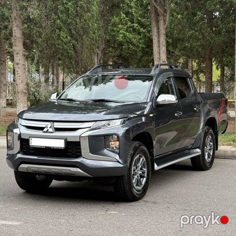 Mitsubishi L200, 2.4 L, 2021 il, 89 850 km — Bakı