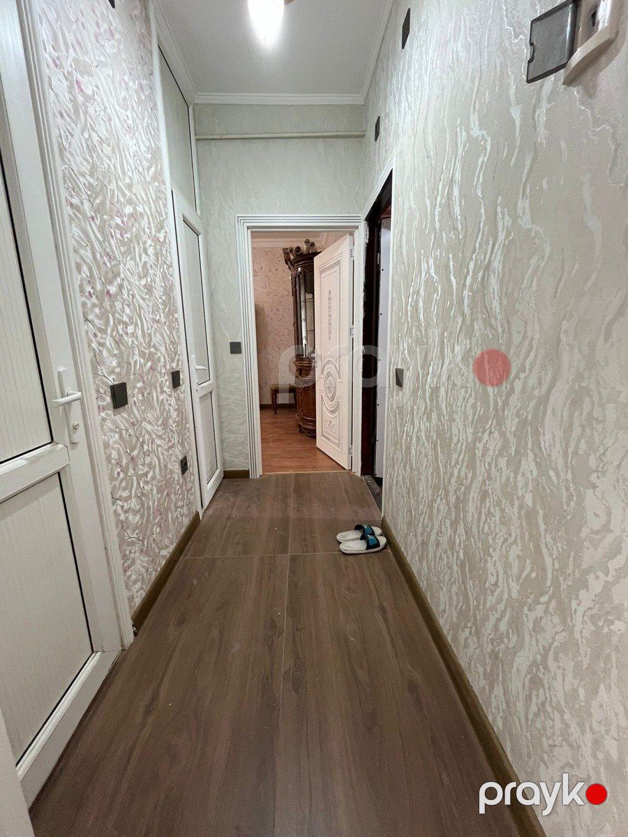 Satılır 2 otaqlı köhnə tikili 45 m² — Mənzil, Bakı (3)