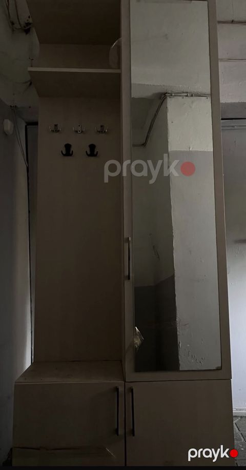 İşlənmiş, 1 qapı, Güzgülü, Ağ, Açılan, Düz dolab — Bakı