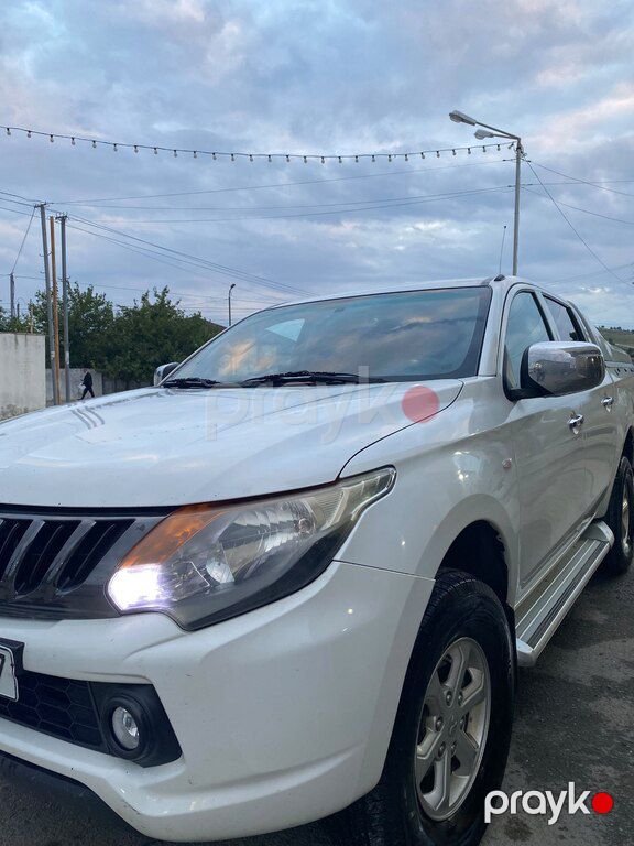 Mitsubishi L200, 2.5 L, 2017 il, 240 000 km — Avtomobillər, Bakı (5)