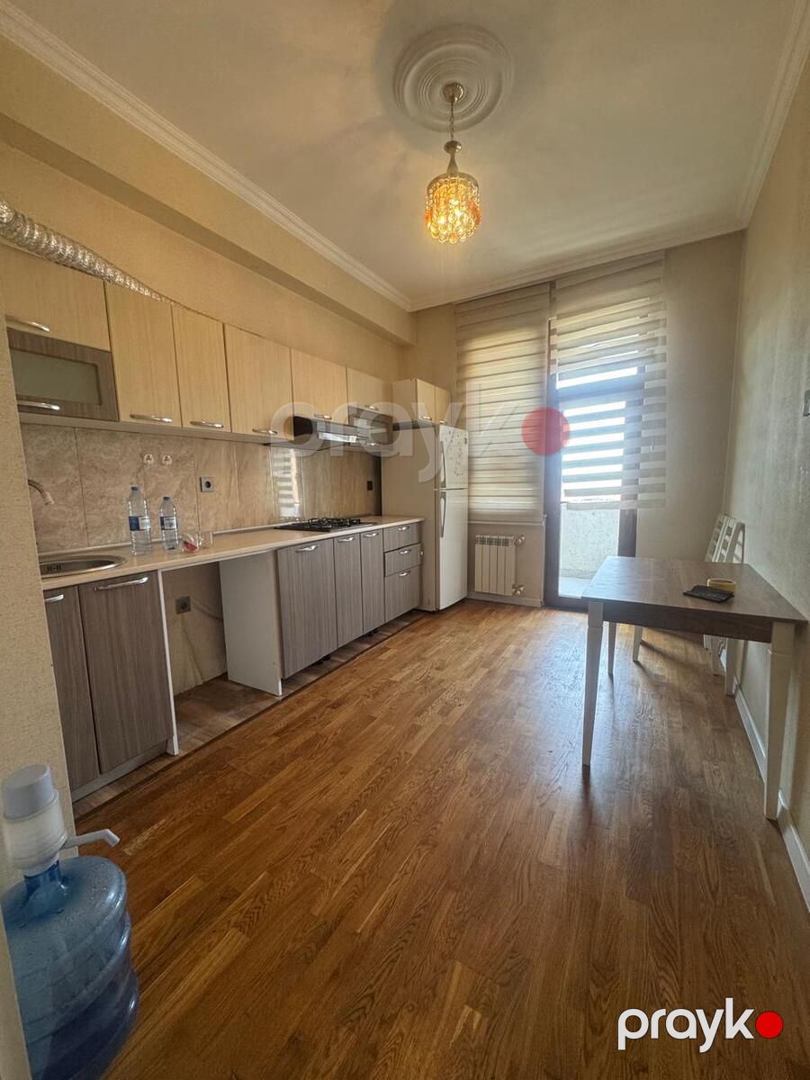 Satılır 2 otaqlı köhnə tikili 74 m² — Mənzil, Bakı (2)