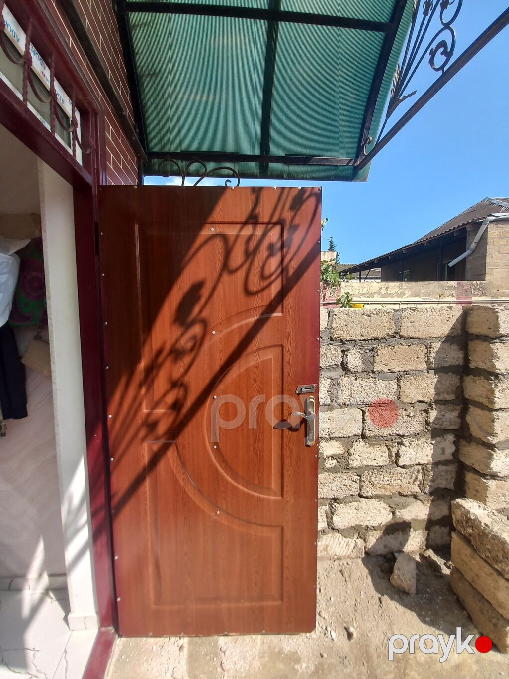 Dəmir giriş qapısı - Material: qalın metal korpus, hər iki tərəfi — Pəncərələr, qapılar, balkonlar, Bakı (2)